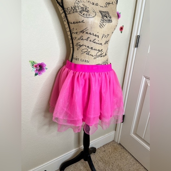 Spirit Halloween Neon Pink TuTu Skirt in Size L/Xl - Picture 4 of 8